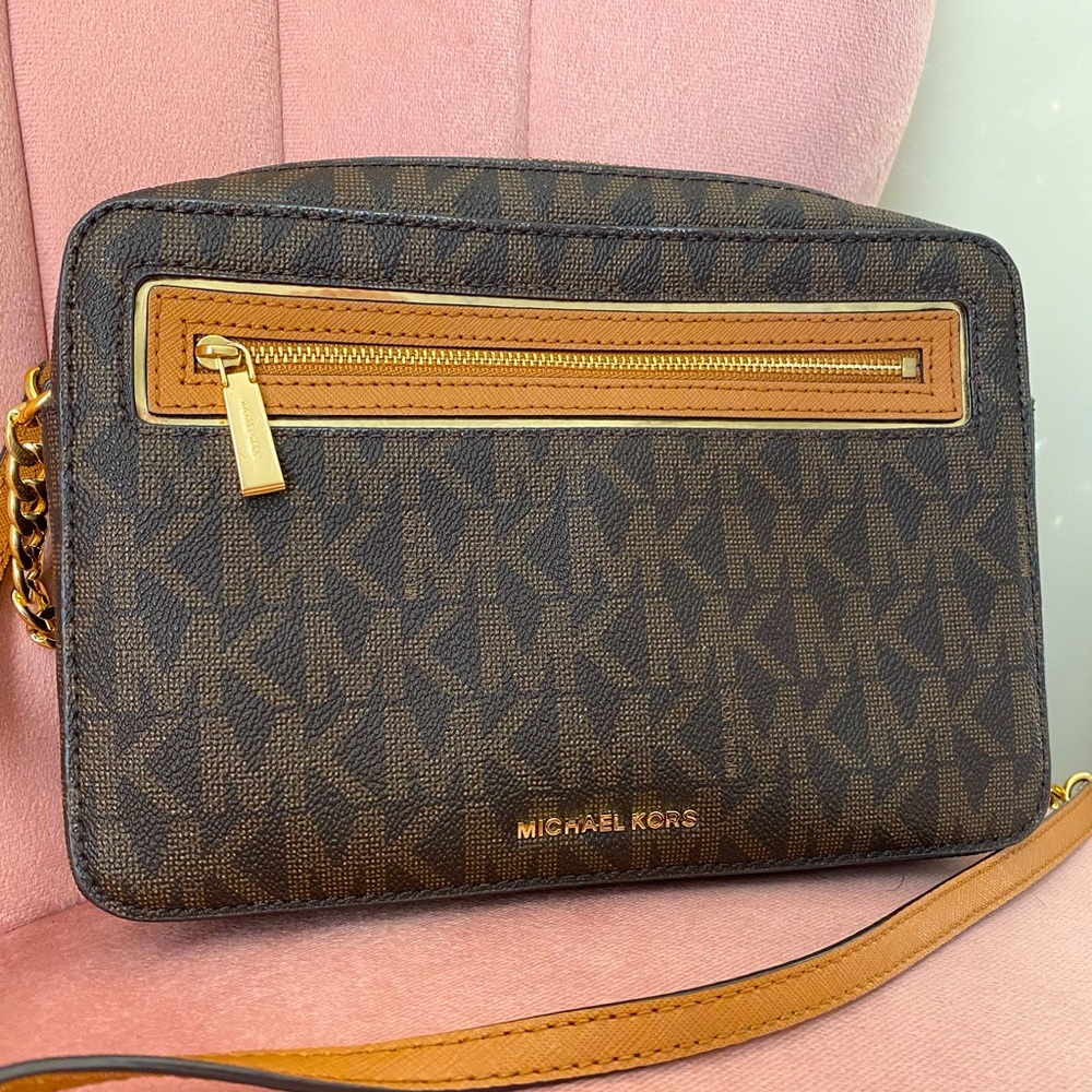 Michael Kors Crossbody